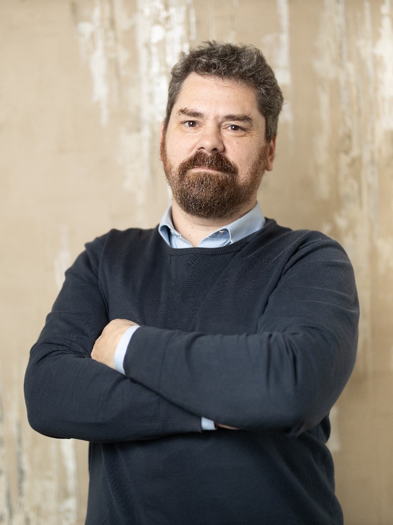 Dr. Federico Ferrando